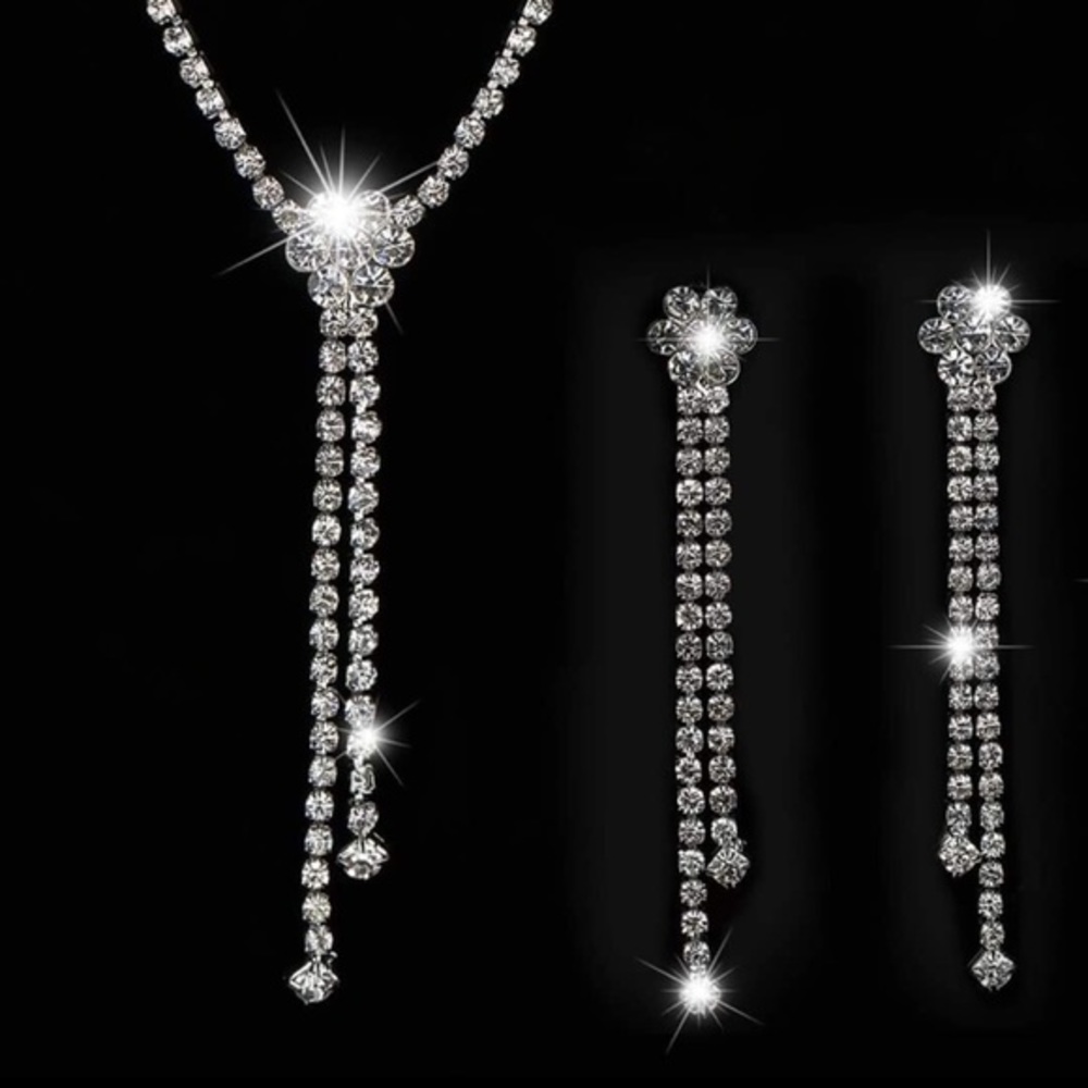 Necklace Earrings Set